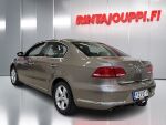 Volkswagen Passat 2011 Ruskea (beige)