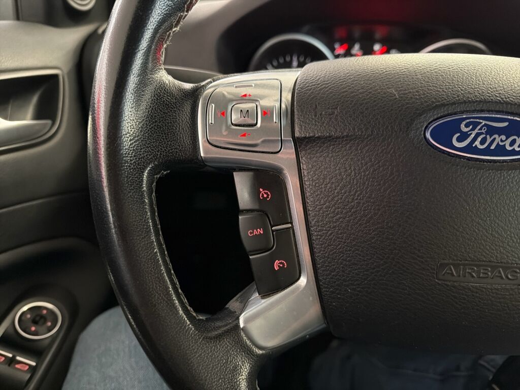 Ford Mondeo 2011 Sininen