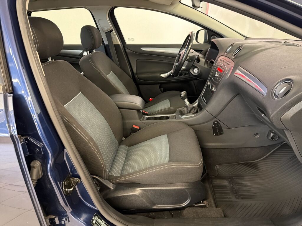 Ford Mondeo 2011 Sininen