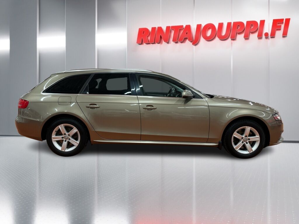 Audi A4 2011 Ruskea (beige)
