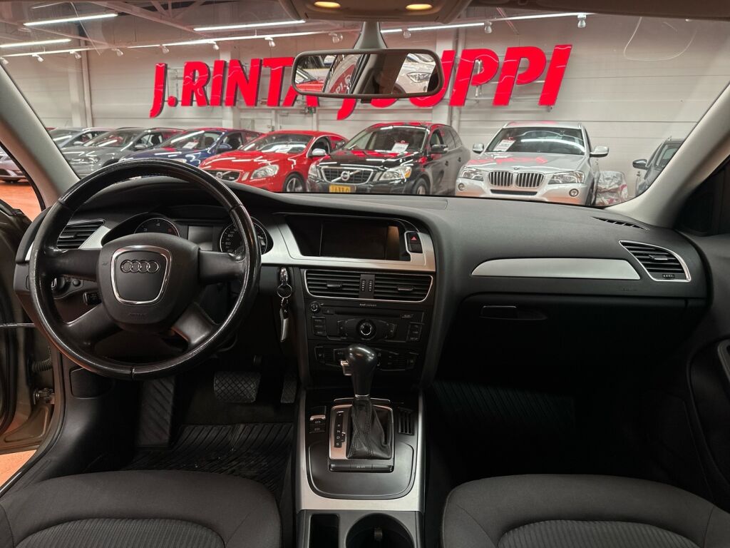 Audi A4 2011 Ruskea (beige)