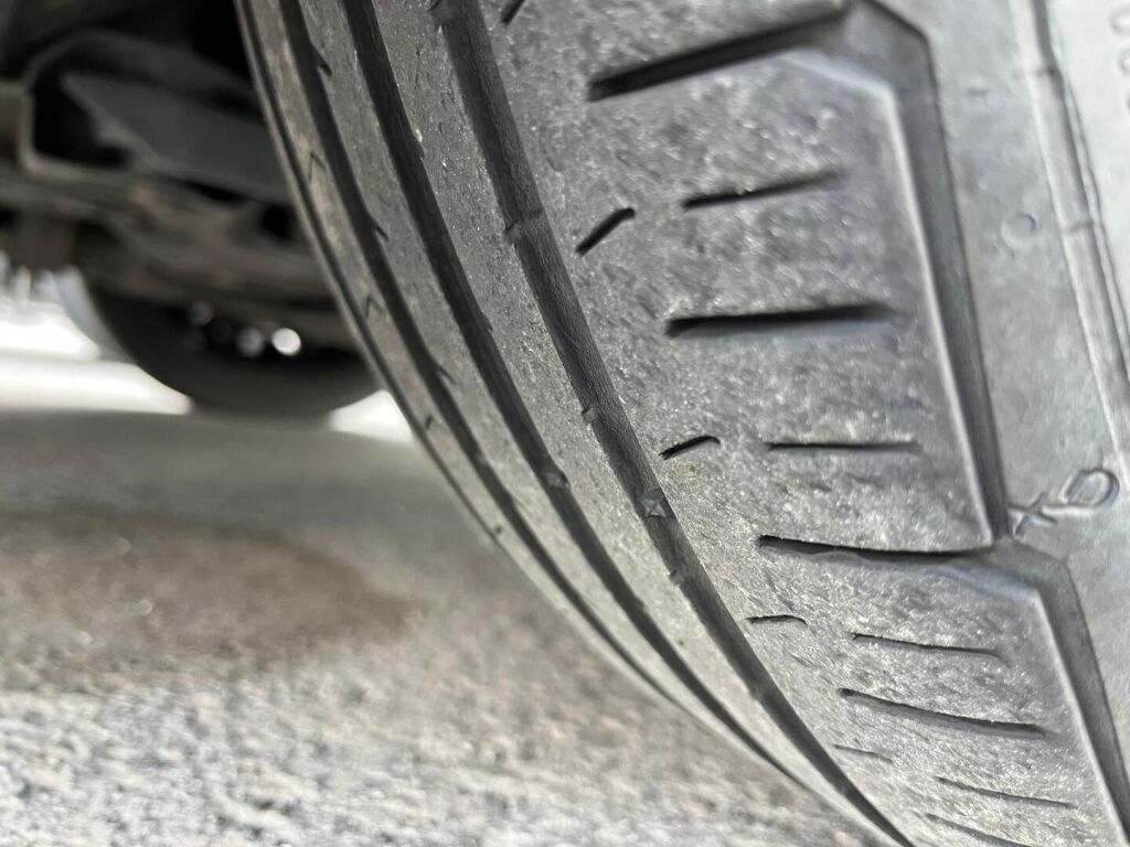 Skoda Fabia 2011 Ruskea (beige)