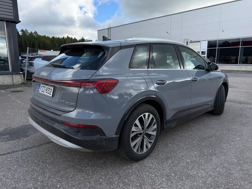 Audi Q4 e-tron 2022 Harmaa