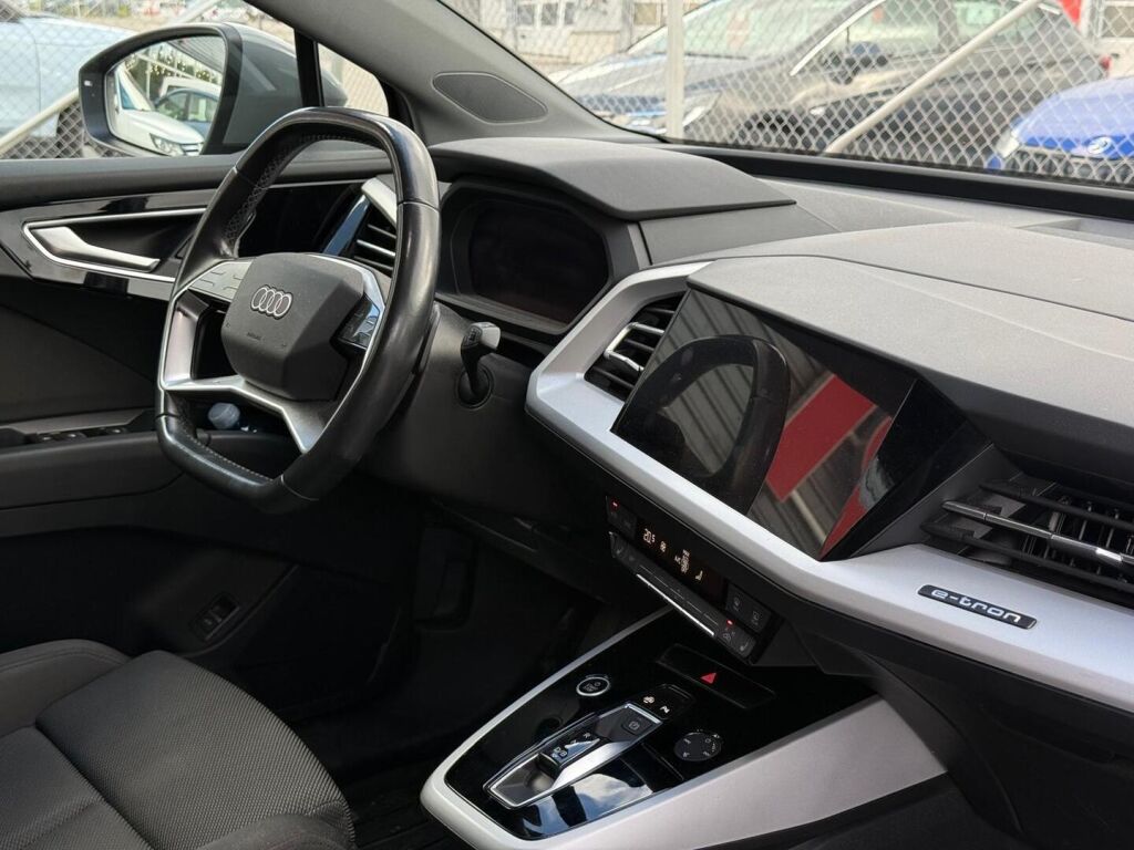 Audi Q4 e-tron 2022 Harmaa