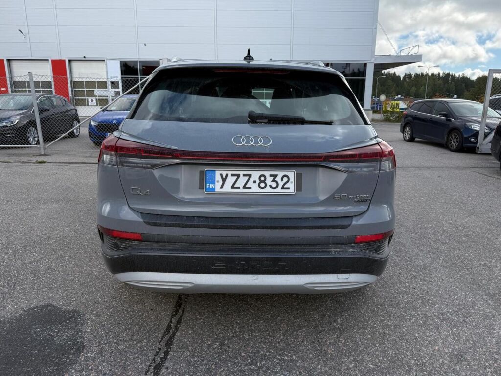 Audi Q4 e-tron 2022 Harmaa