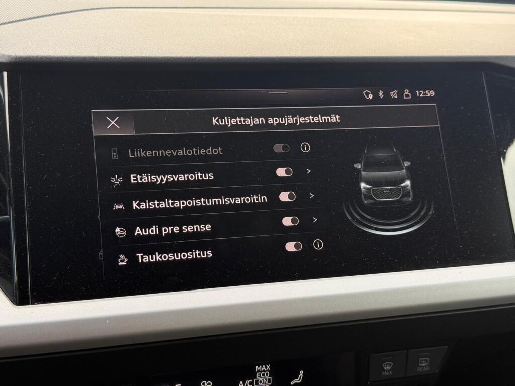Audi Q4 e-tron 2022 Harmaa