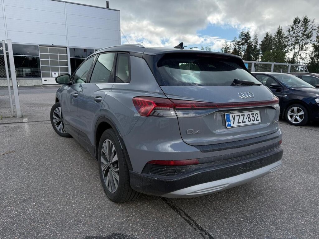 Audi Q4 e-tron 2022 Harmaa