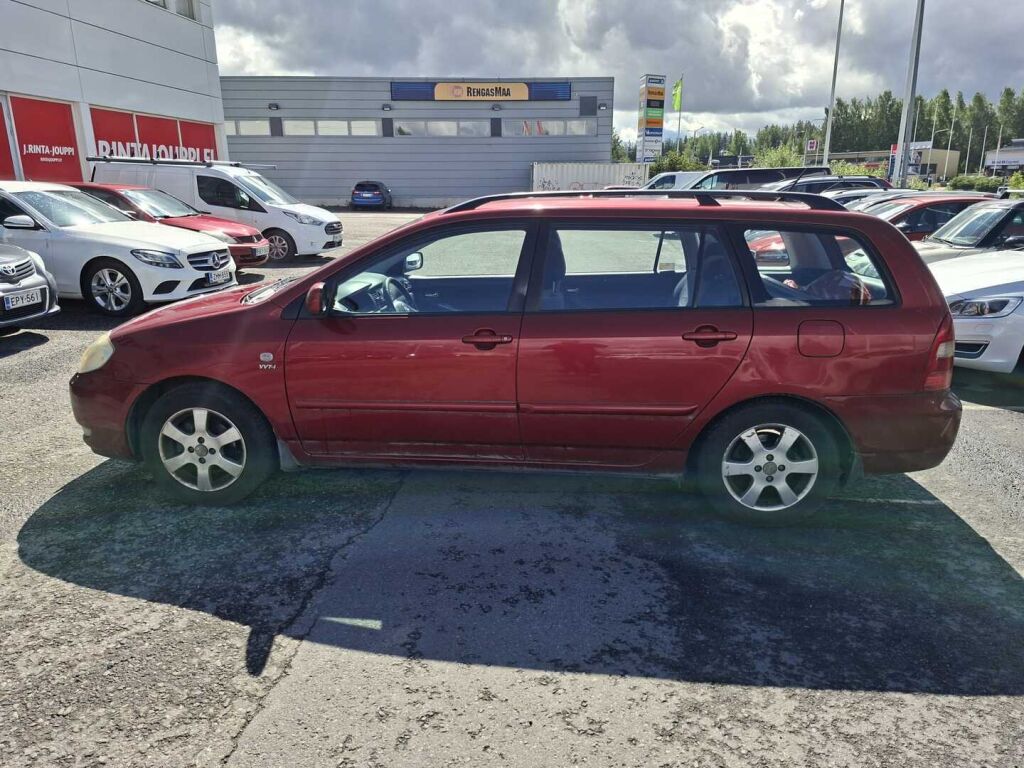 Toyota Corolla 2003 Punainen