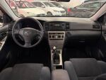 Toyota Corolla 2003 Punainen