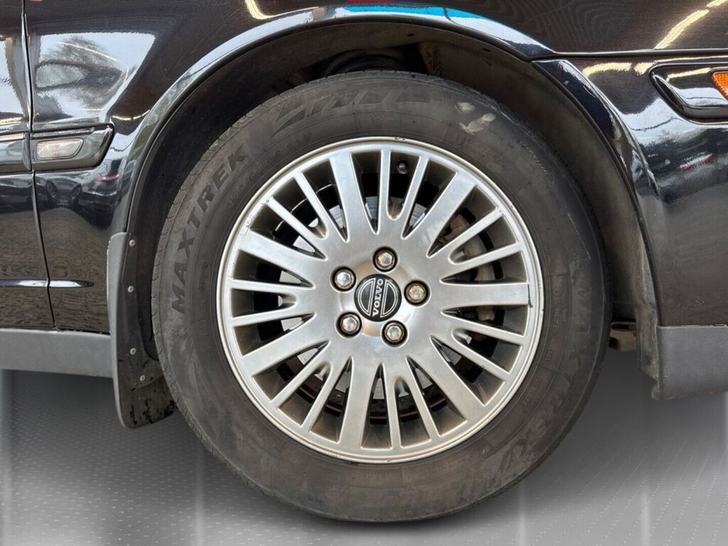 Volvo S80 2005 Musta