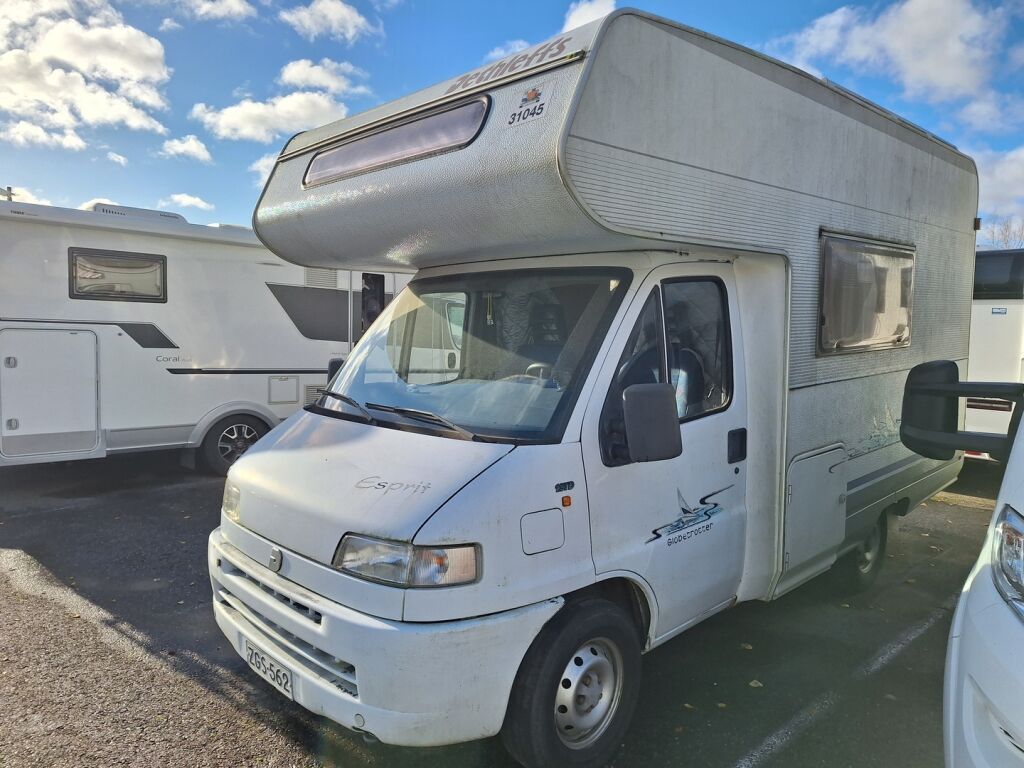 Dethleffs ESPRIT A 5250 1997 VALKOINEN