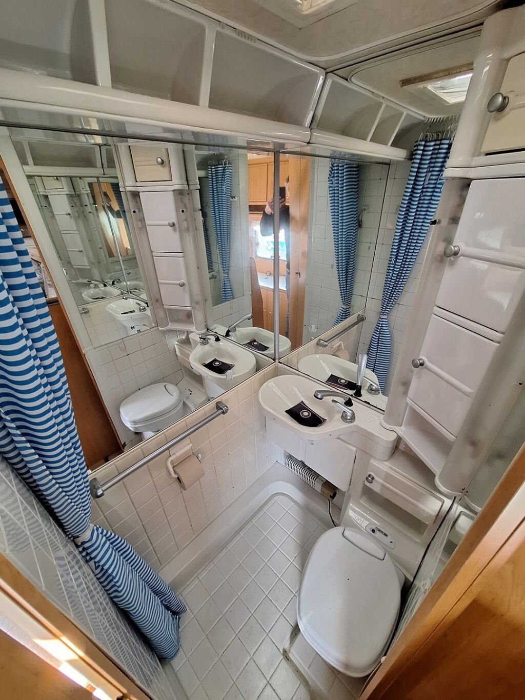 Dethleffs ESPRIT A 5250 1997 VALKOINEN