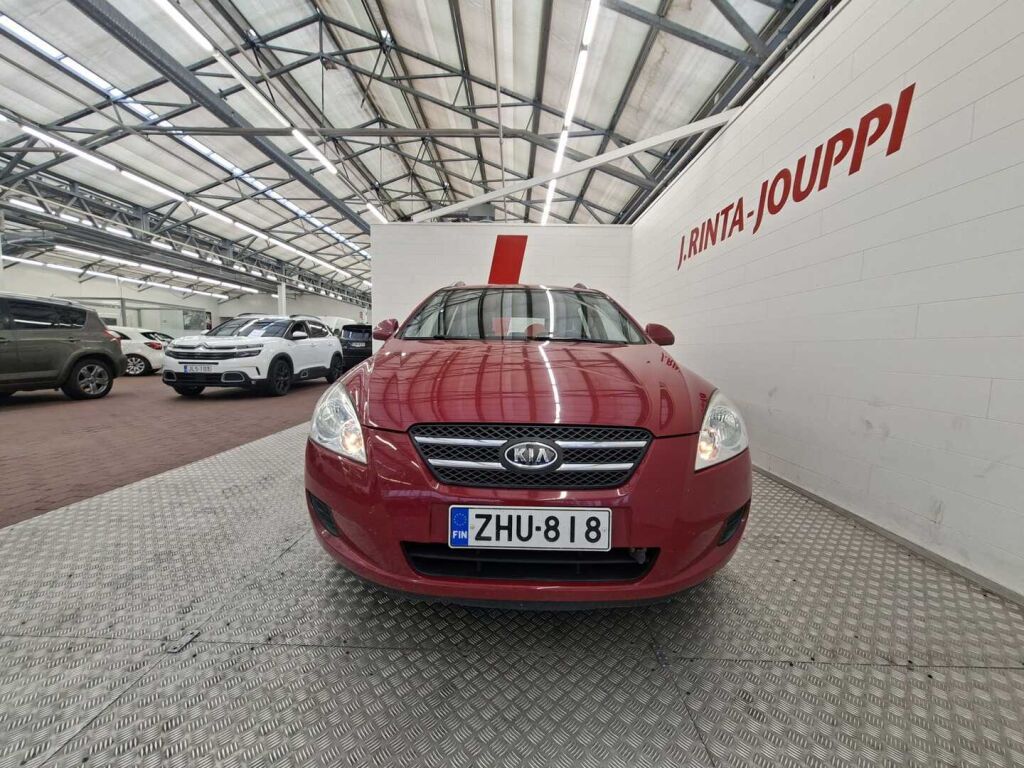 Kia Ceed 2008 Punainen