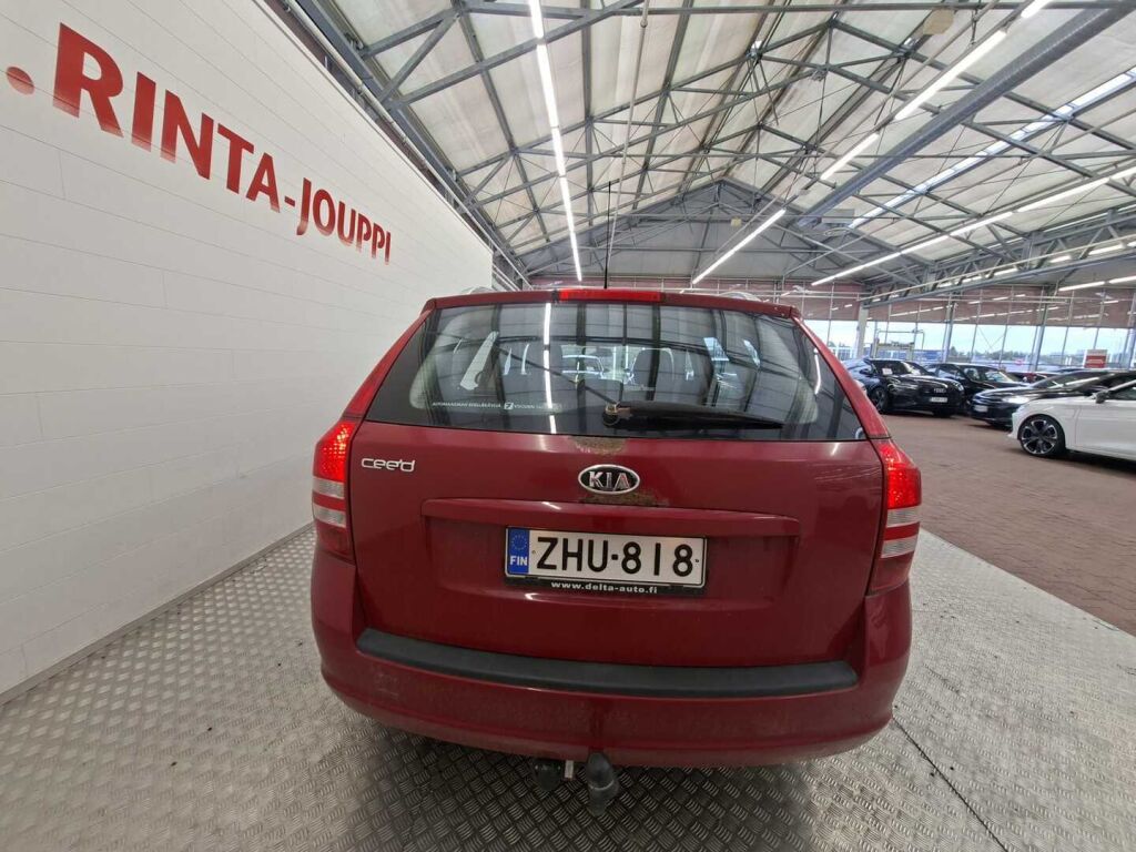 Kia Ceed 2008 Punainen