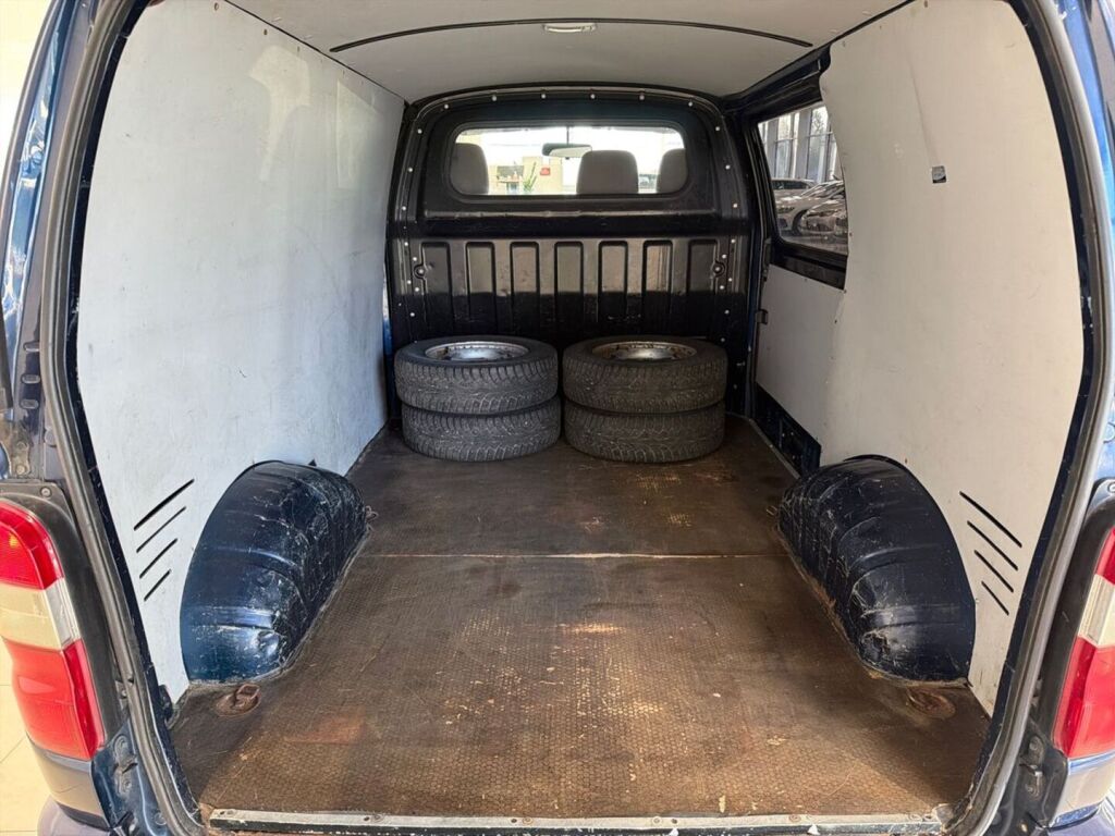 Toyota Hiace 2010 Sininen