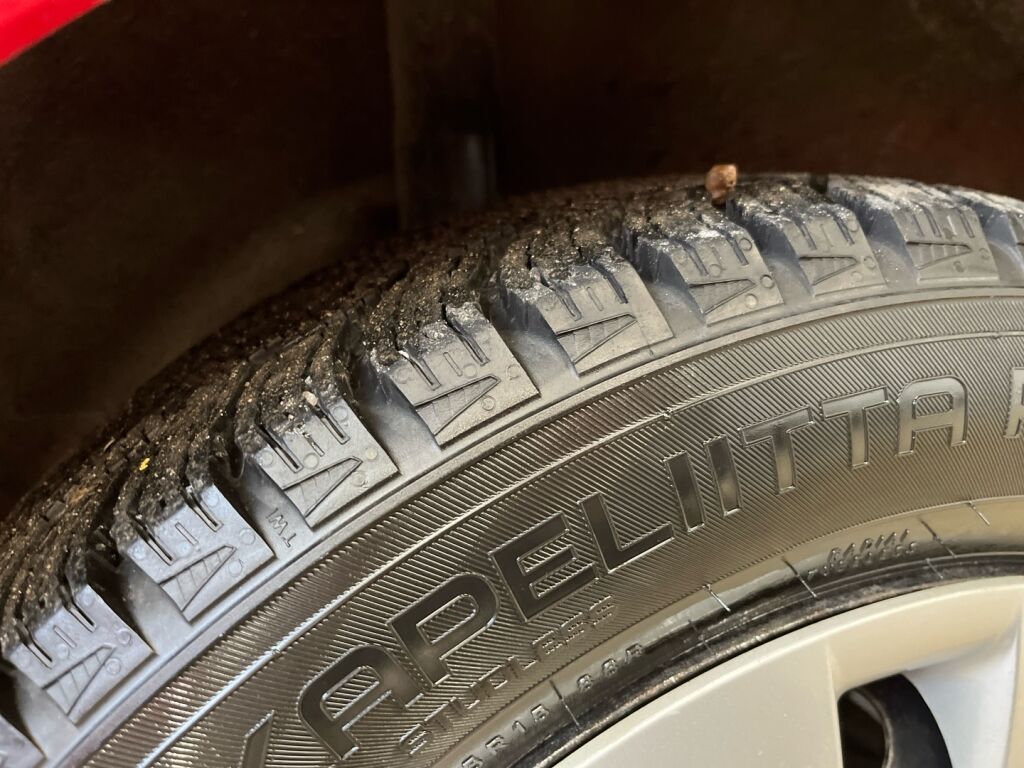 Toyota Yaris 2010 Punainen