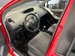 Toyota Yaris 2010 Punainen