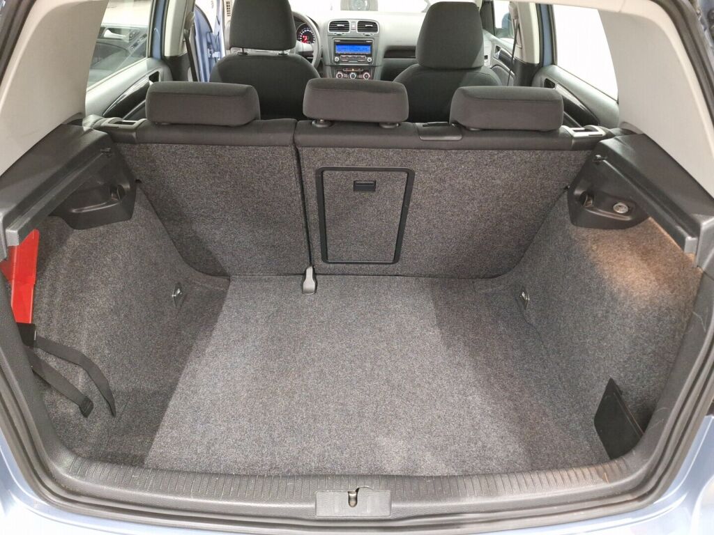 Volkswagen Golf 2008 Sininen