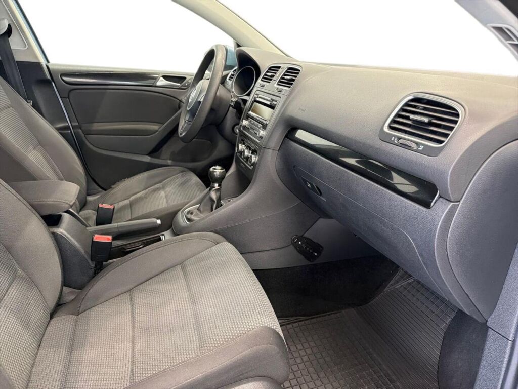 Volkswagen Golf 2008 Sininen