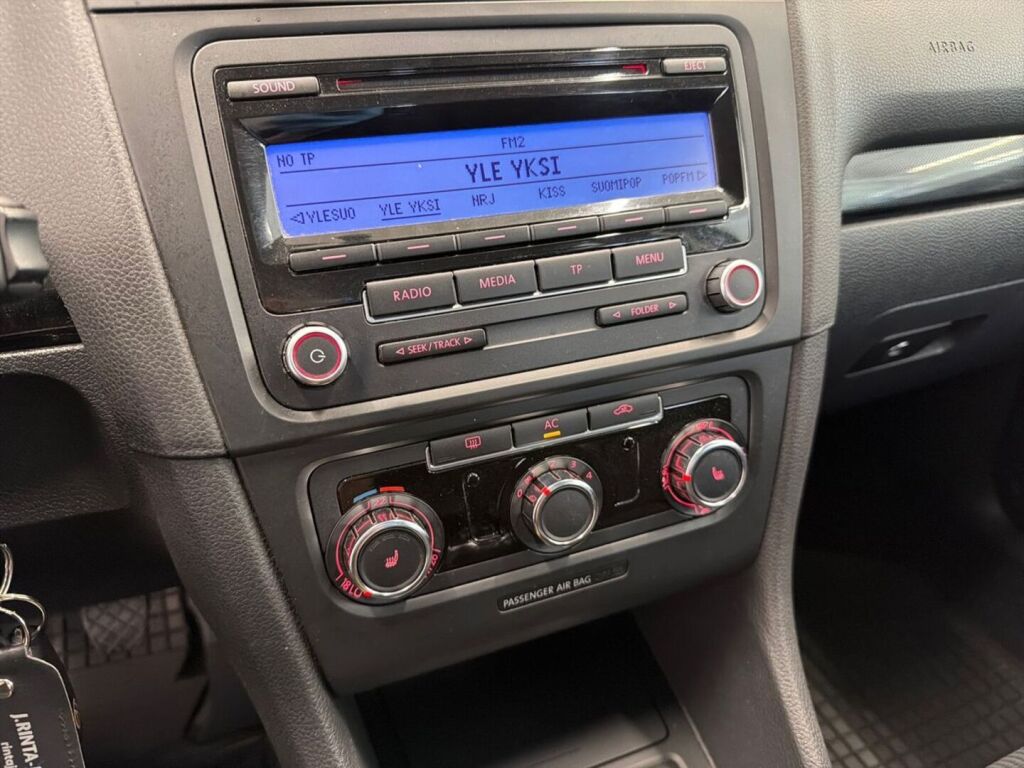 Volkswagen Golf 2008 Sininen