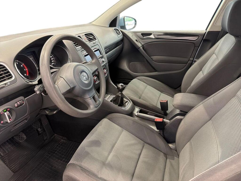 Volkswagen Golf 2008 Sininen