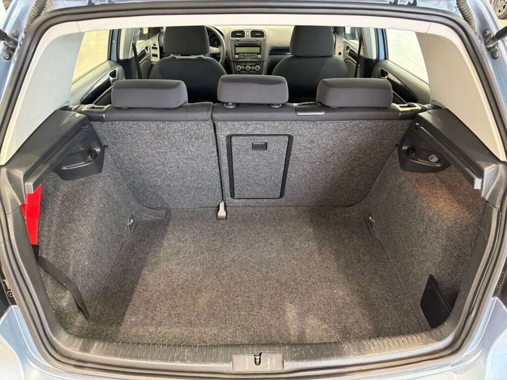 Volkswagen Golf 2008 Sininen