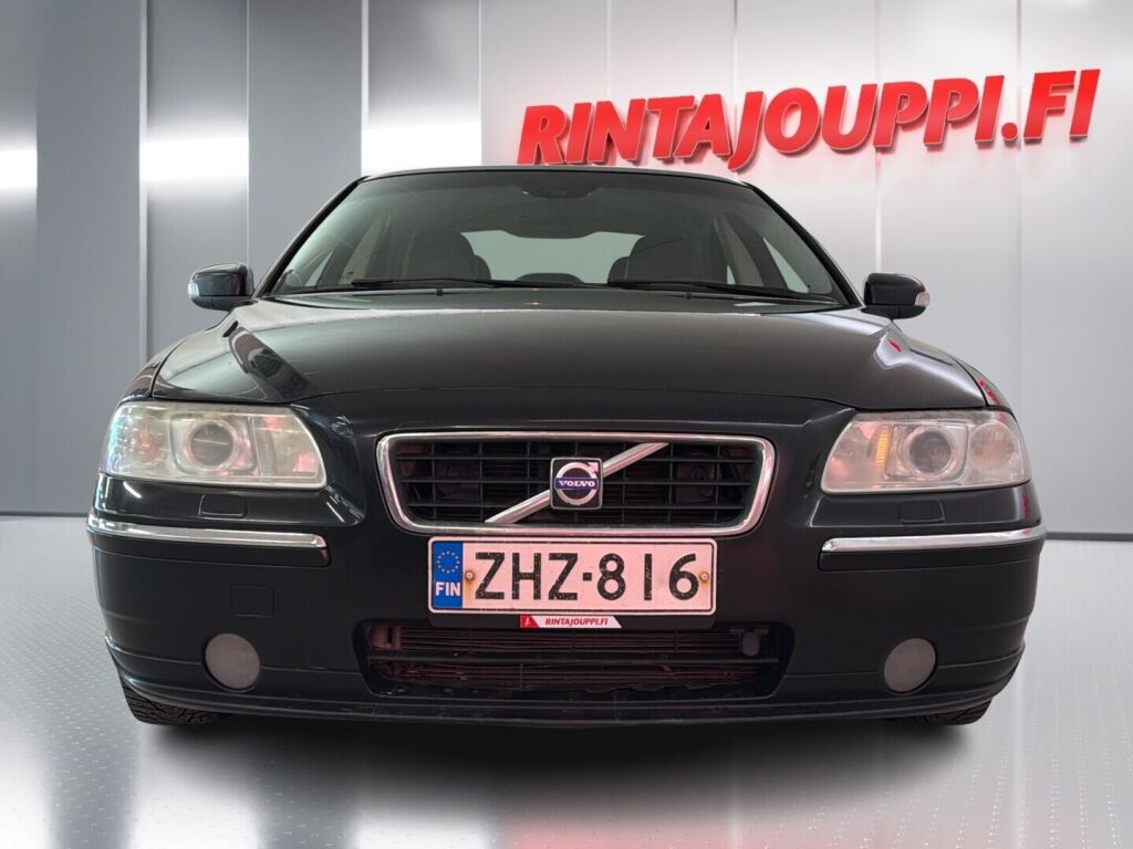 Volvo S60 2009 Musta