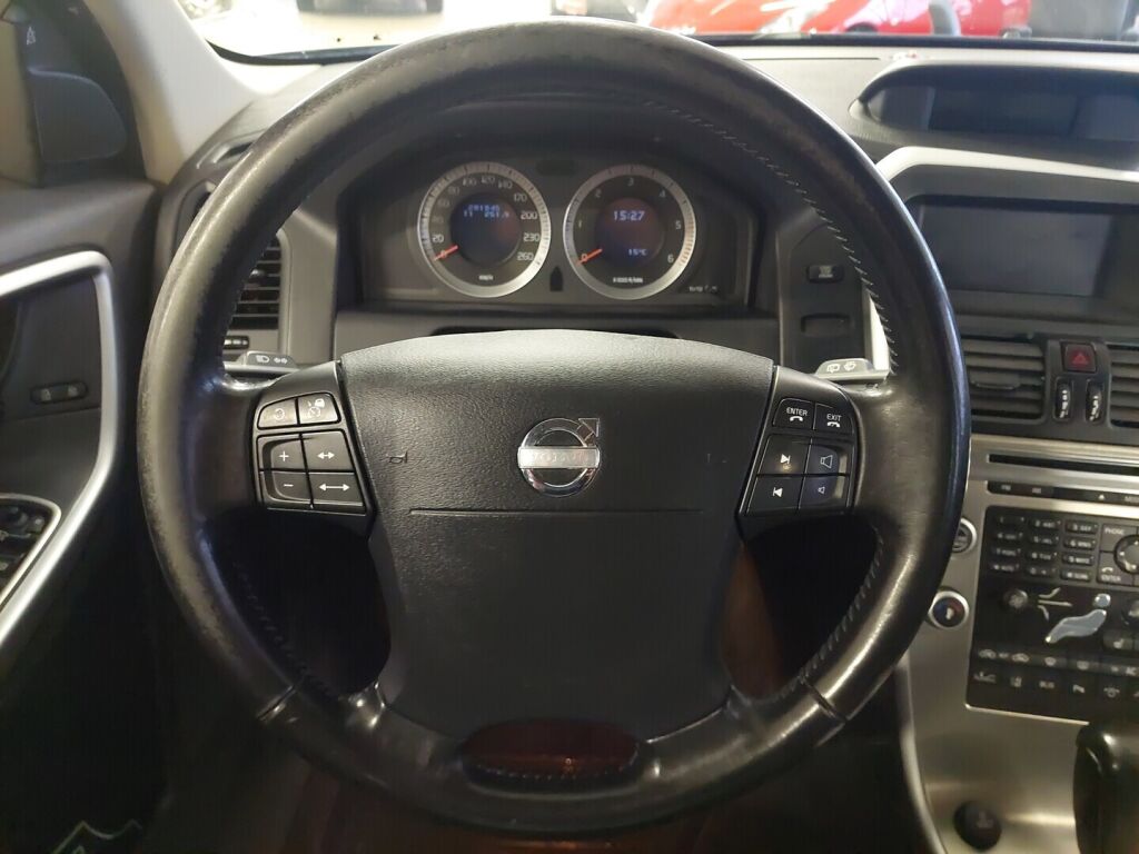 Volvo XC60 2009 Harmaa