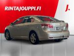 Toyota Avensis 2010 Hopea