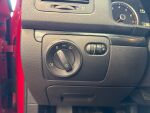 Volkswagen Jetta 2010 Punainen