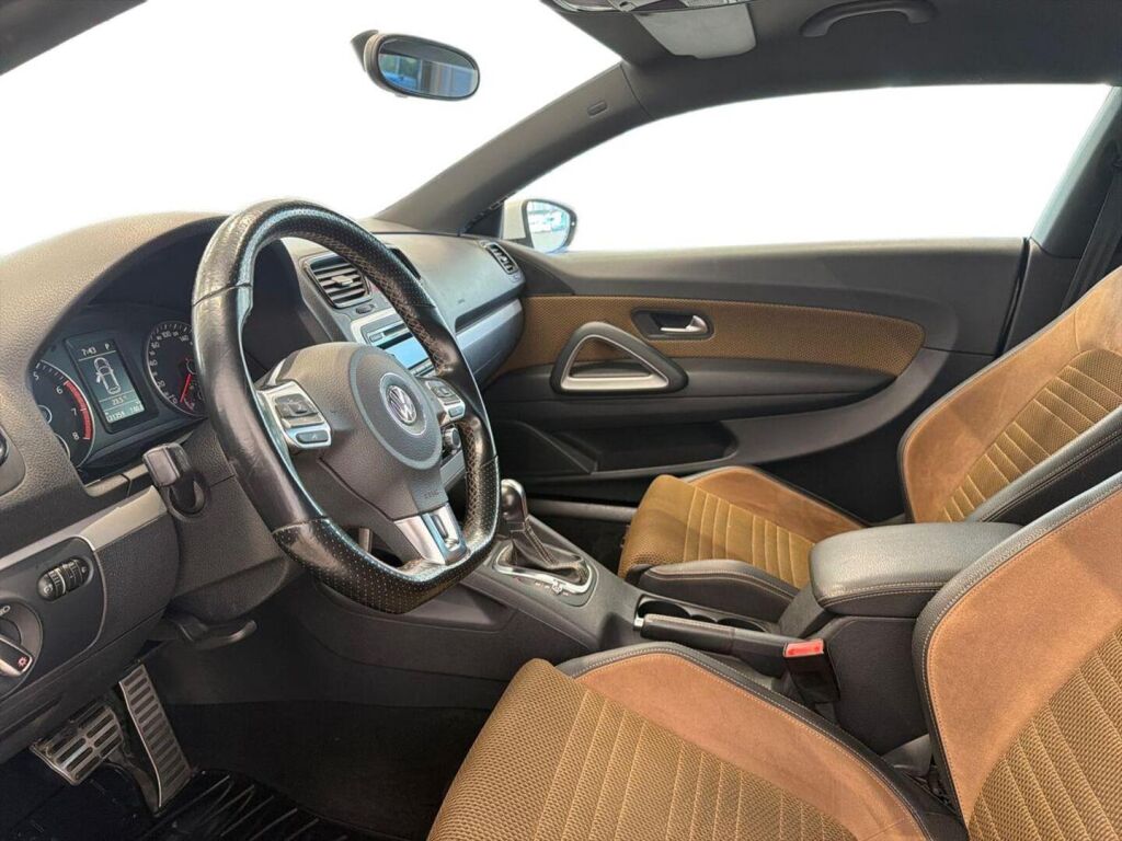 Volkswagen Scirocco 2010 Valkoinen