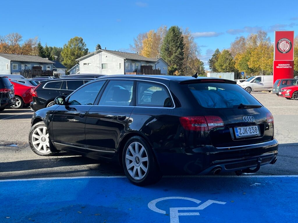 Audi A6 2010 Musta
