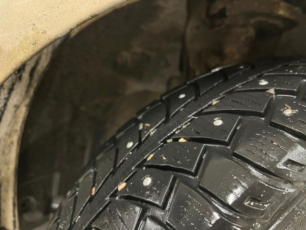 Ford FIESTA 2012 Ruskea (beige)