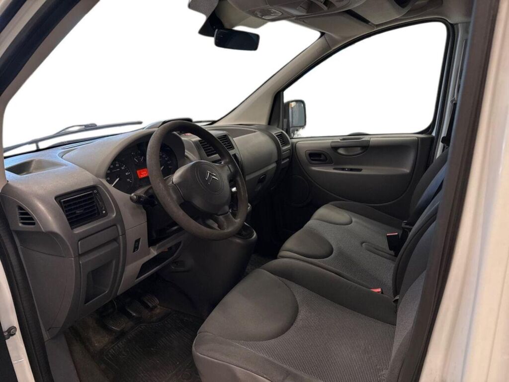 Citroen Jumpy 2012 Valkoinen