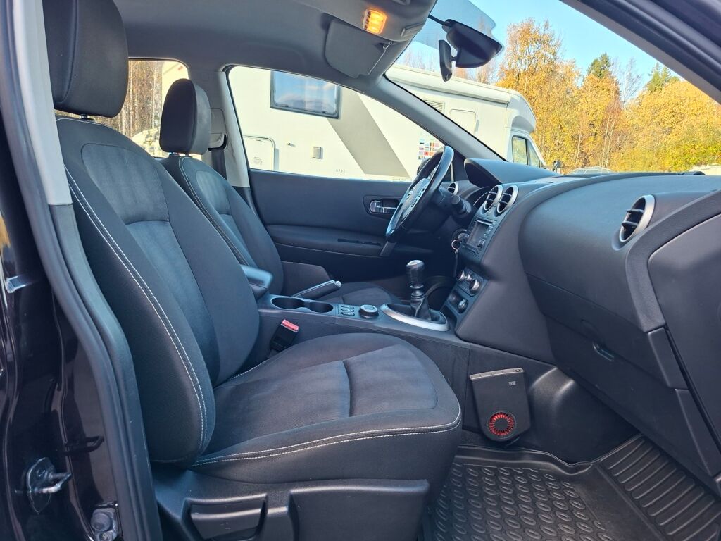 Nissan Qashqai 2012 Violetti