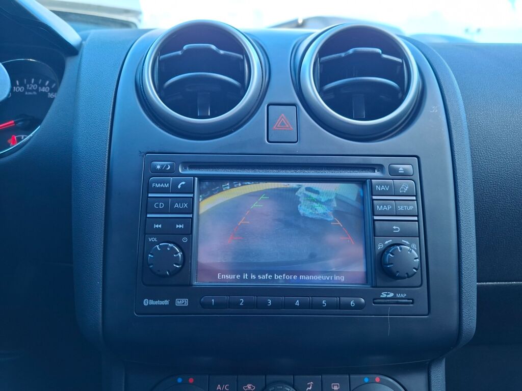 Nissan Qashqai 2012 Violetti