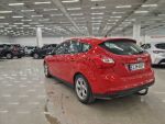 Ford Focus 2012 Punainen