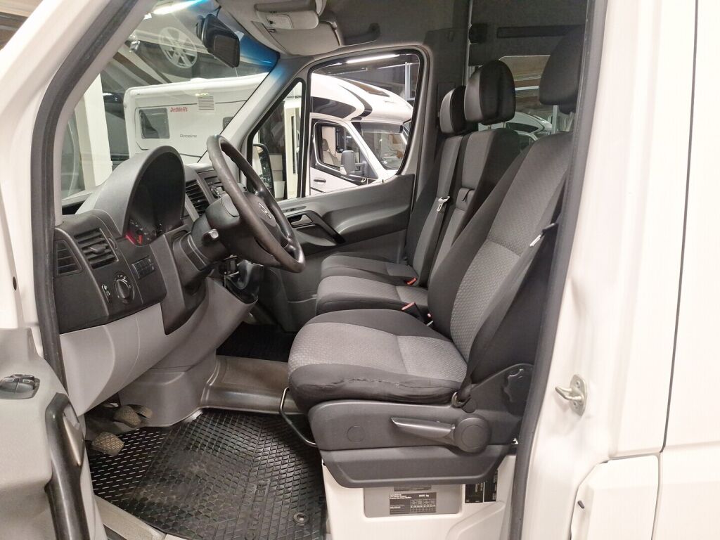 Volkswagen Crafter 2012 Valkoinen