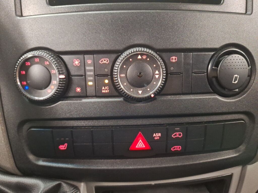 Volkswagen Crafter 2012 Valkoinen