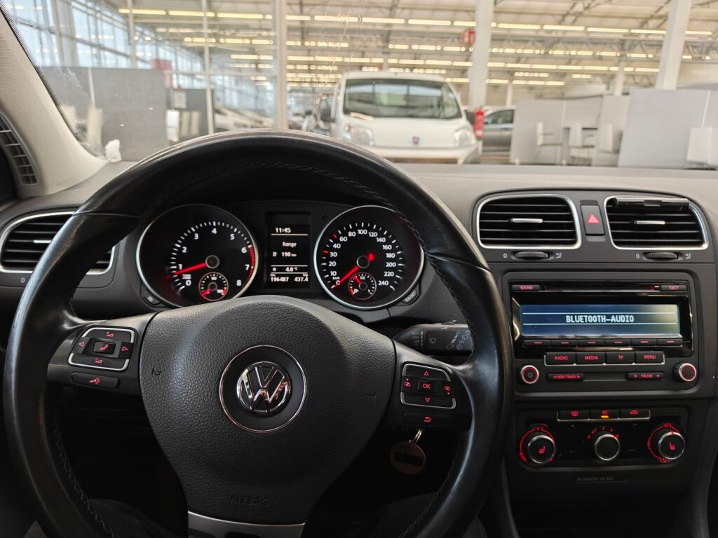 Volkswagen Golf 2012 Sininen