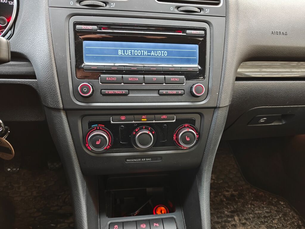 Volkswagen Golf 2012 Sininen