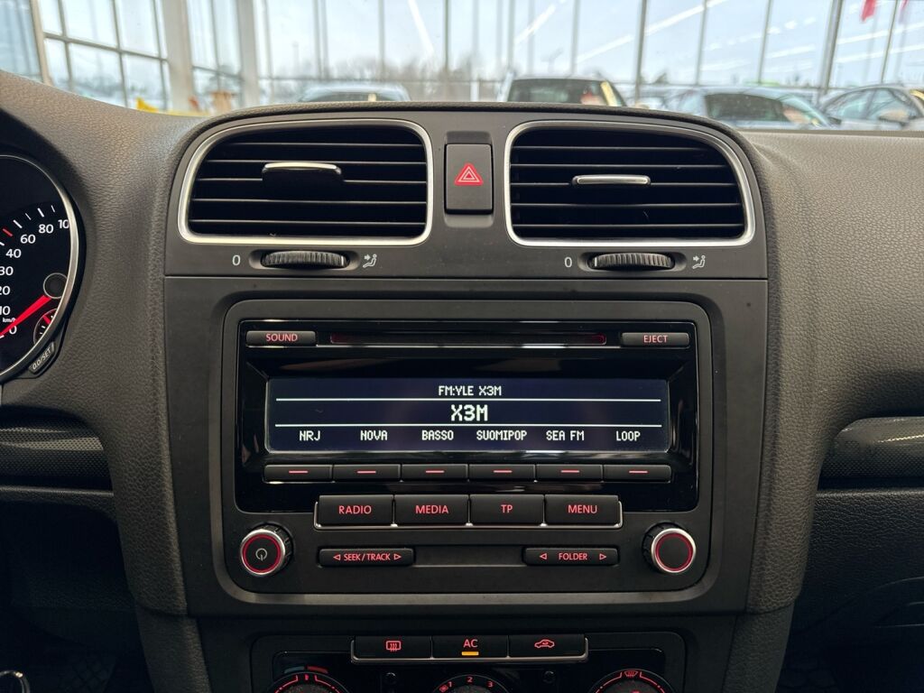 Volkswagen Golf 2012 Sininen