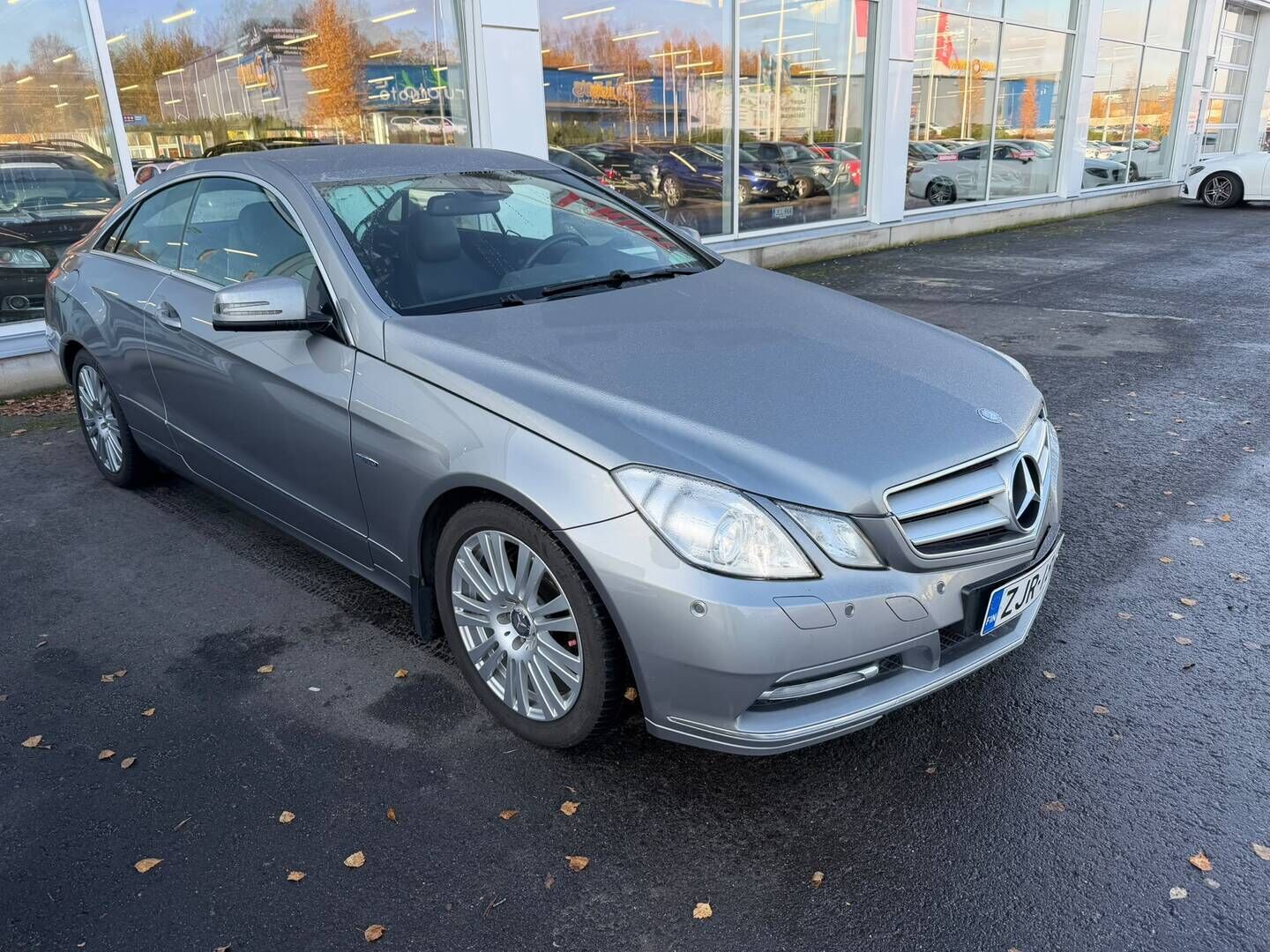 Mercedes-Benz E