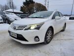 Toyota Avensis 2012 Valkoinen