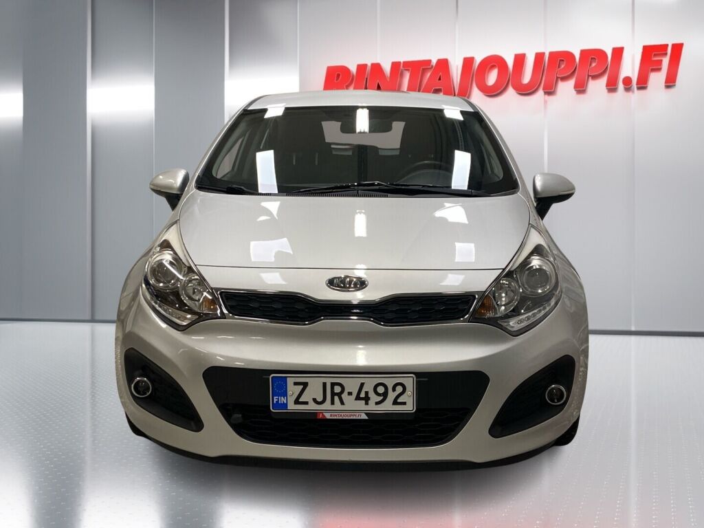 Kia Rio 2012 Hopea