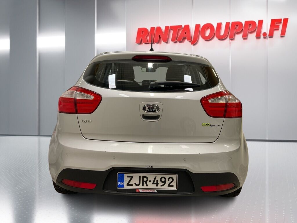 Kia Rio 2012 Hopea