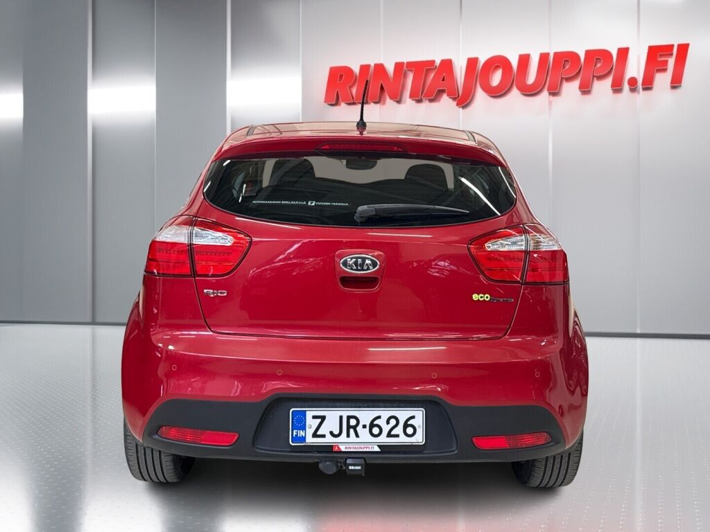 Kia Rio 2012 Punainen
