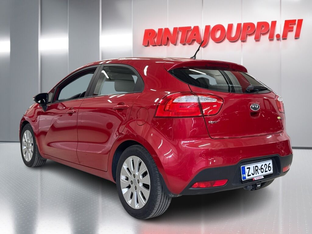 Kia Rio 2012 Punainen