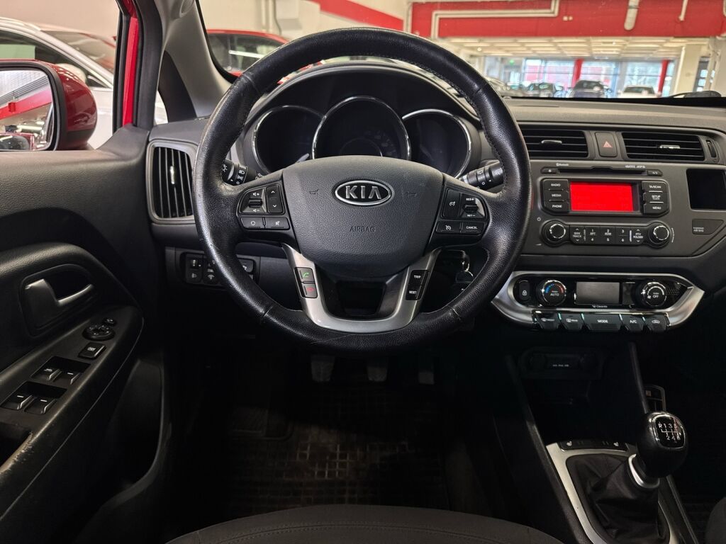 Kia Rio 2012 Punainen