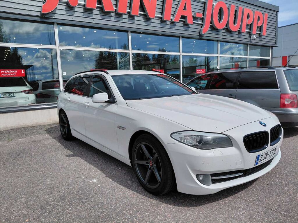 BMW 520 2012 Valkoinen